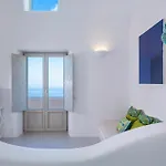 Skyfall - Adults Only Hotel Pýrgos