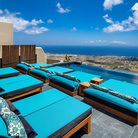 Skyfall - Adults Only Hotel