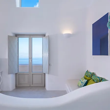 Skyfall - Adults Only Pyrgos Kallistis