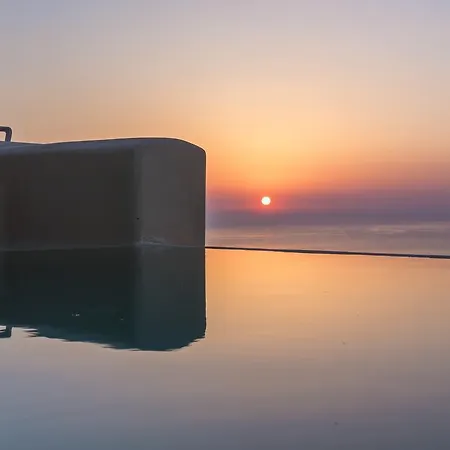 Skyfall - Adults Only 5* Pyrgos Kallistis