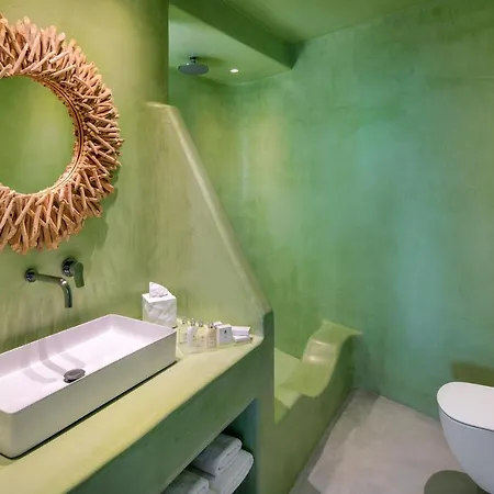 Hotel Skyfall - Adults Only