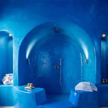 Hotel Skyfall - Adults Only