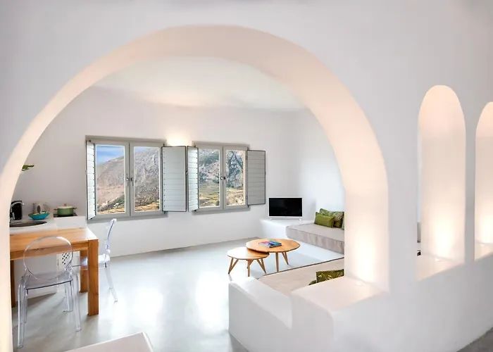 Hotel Skyfall - Adults Only