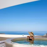 Skyfall - Adults Only 5* Pýrgos