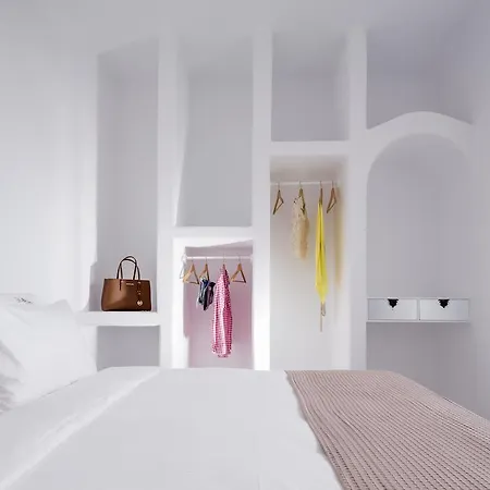 Skyfall - Adults Only Hotel Pýrgos