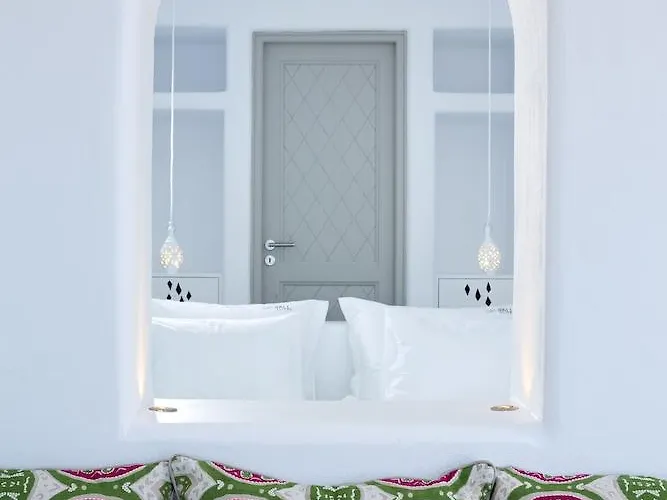 Skyfall - Adults Only Hotel Pýrgos