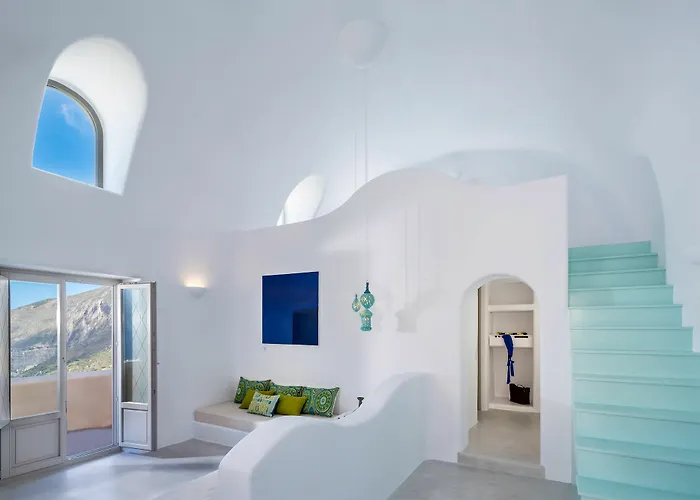 Skyfall - Adults Only 5* Pýrgos